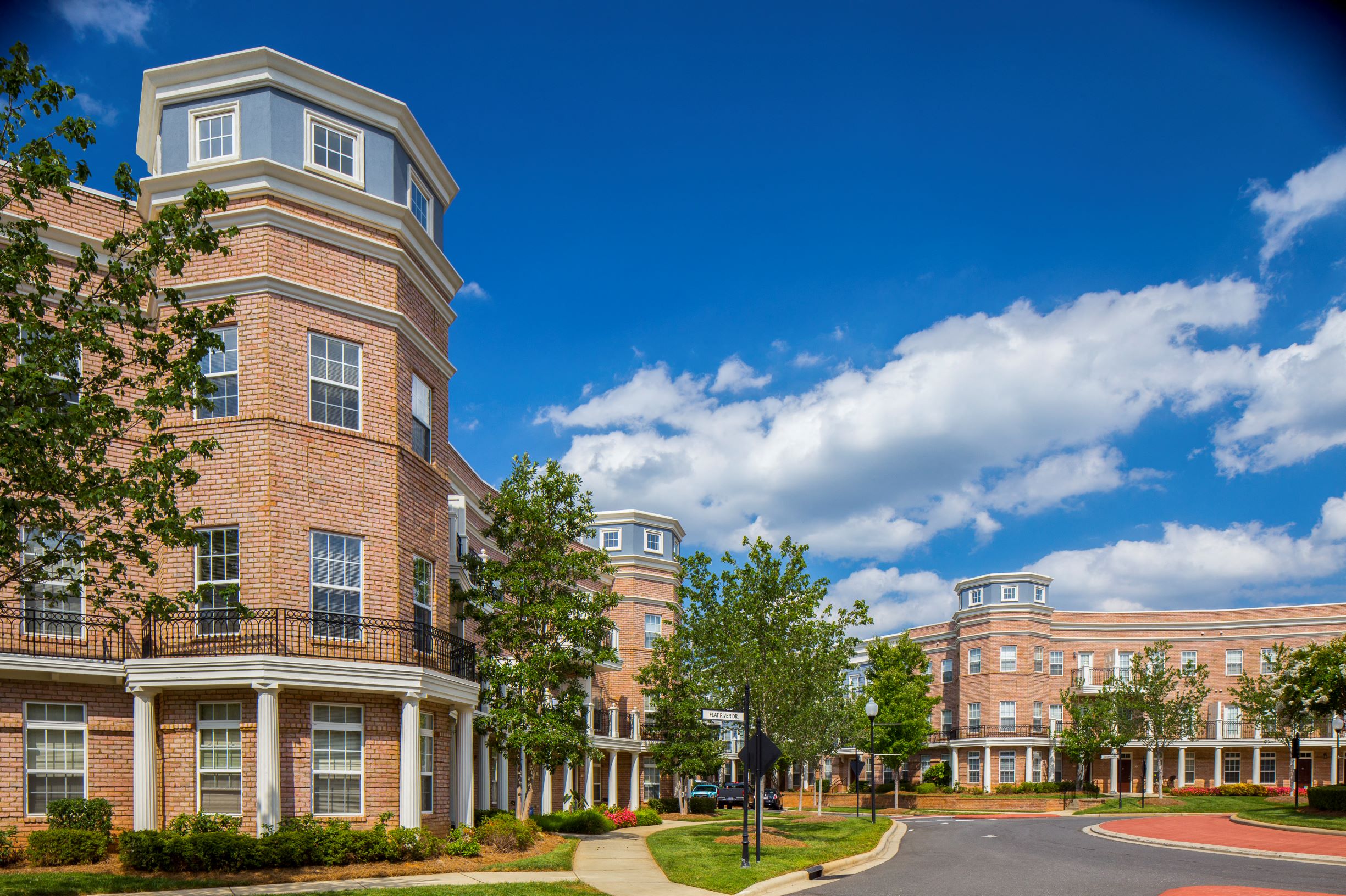Photos of Worthington Luxury Apartments in Charlotte, NC